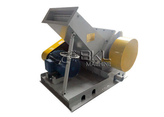 PVC Pipe Profile Sheet Crusher D2 Pet Bottle Crusher Grinding SWP500